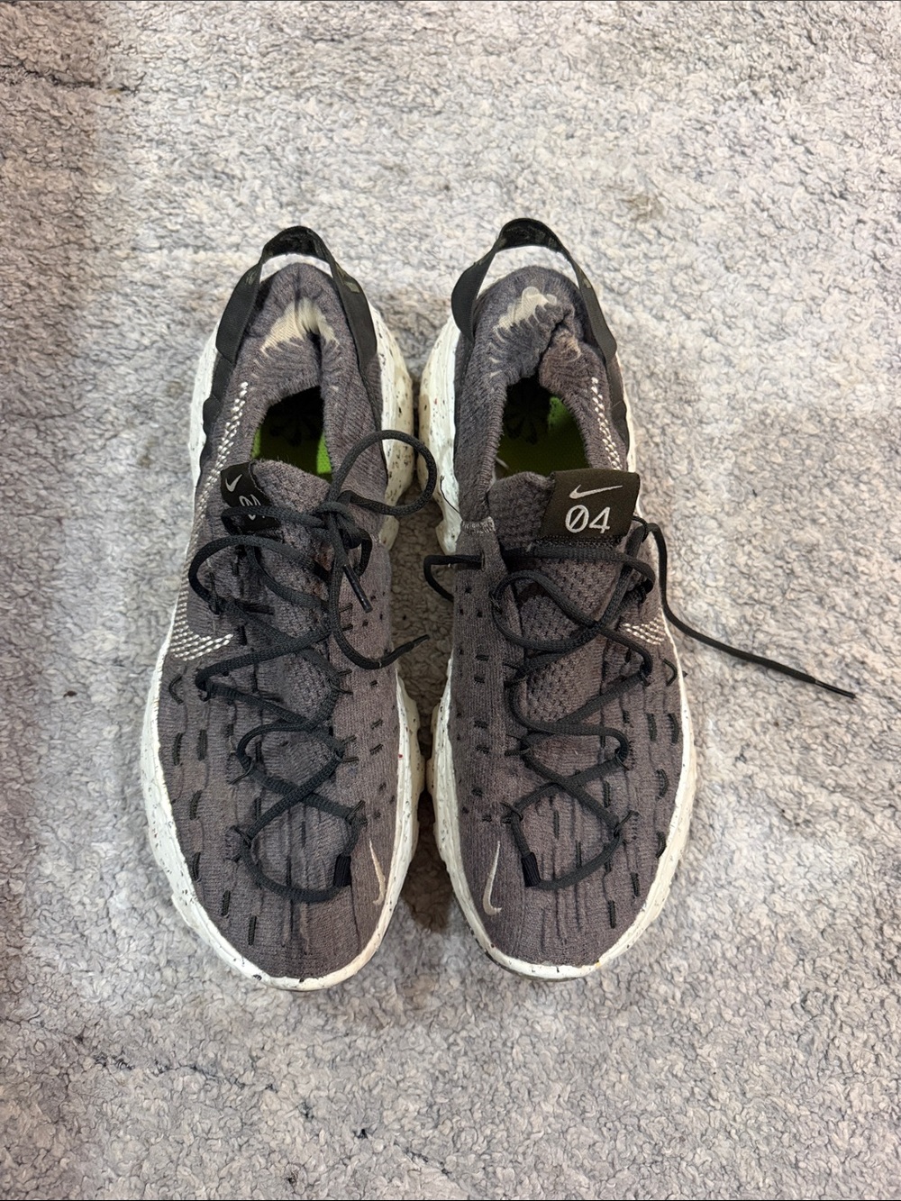 Nike Men’s Grey and Black Knit Sneakers